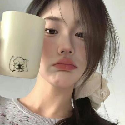 青镜行第一季封面